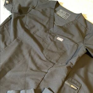 Figs classic Black  Scrub Set